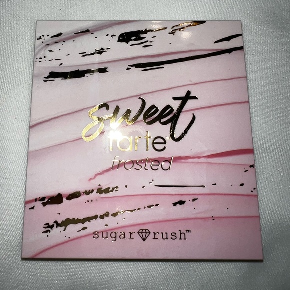 tarte Other - Tarte
Sweet Tarte Frosted Eyeshadow Palette- NWT
